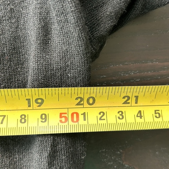 Fine Knit Beaded Top - Picture 6 of 8